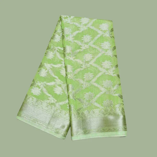 Green_Banarasi_With_Floral_Motifs_Silk_Saree_For_Women