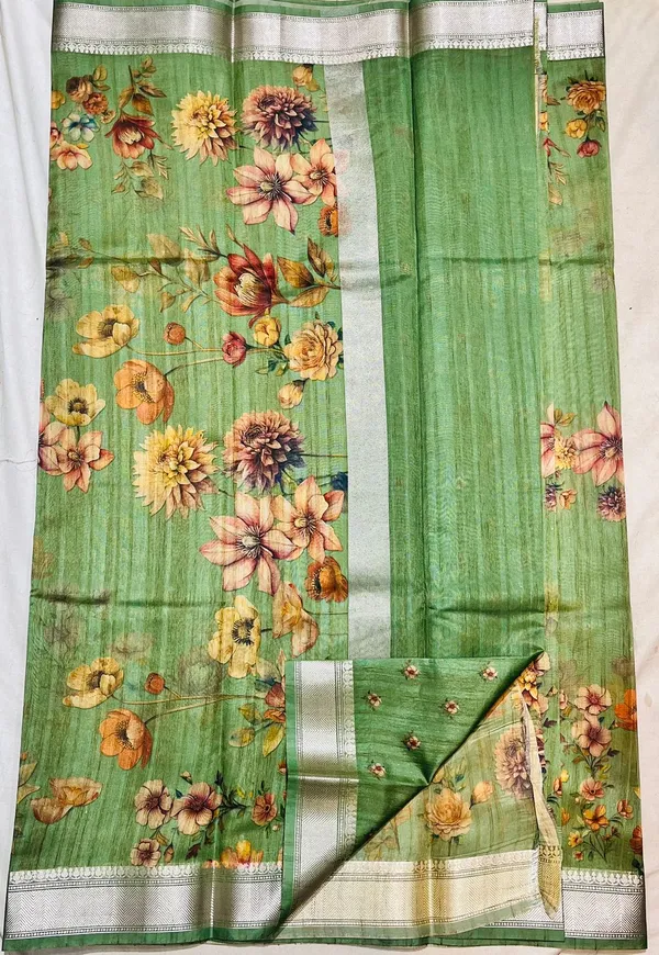 Green_Floral_Digital_Print_With_Silver_Border_Silk_Saree_For_Women