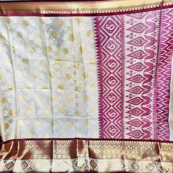 Off_White_Traditional_With_Maroon_Border_And_Pallu_Silk_Saree_For_Women