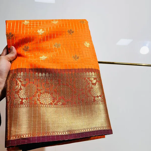 Orange_Checkered_With_Golden_Zari_Border_And_Maroon_Pallu_Silk_Saree_For_Women