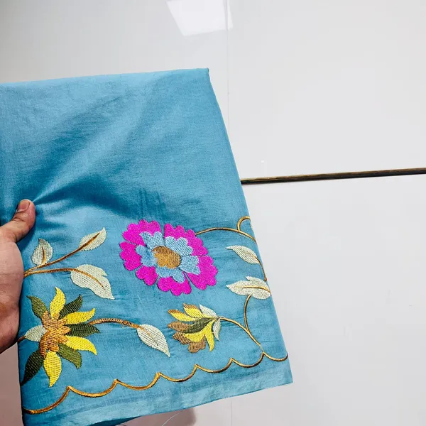 Blue_Embroidered_Floral_With_Scalloped_Border_Silk_Saree_For_Women