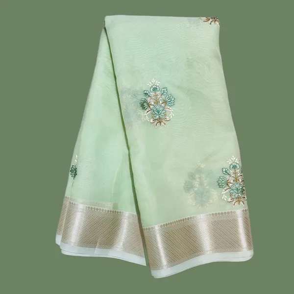 Mint_Green_Organza_With_Embroidered_Floral_Motifs_And_Golden_Border_Silk_Saree_For_Women