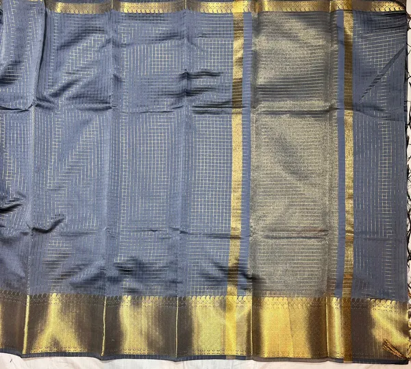 Slate_Grey_Pure_With_Zari_Border_And_Checkered_Pattern_Silk_Saree_For_Women