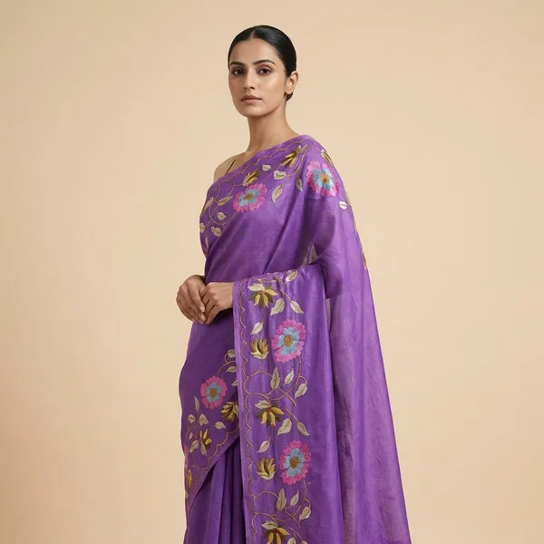 Purple_Embroidered_Floral_Fabric_With_Scalloped_Border___Decorative_Cloth_Silk_Saree_For_Women