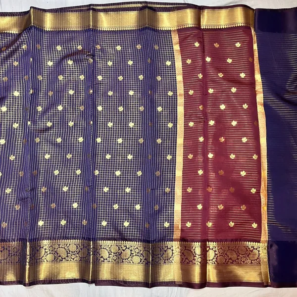 Navy_Blue_Checkered_With_Gold_Zari_Border_Silk_Saree_For_Women