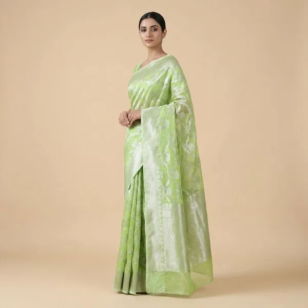 Green_Banarasi_With_Floral_Motifs_Silk_Saree_For_Women
