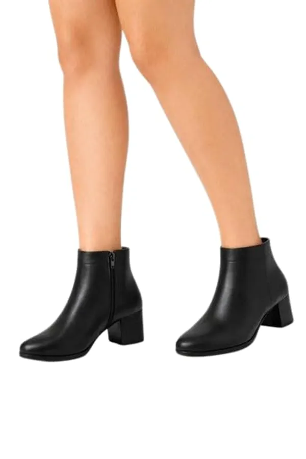 Black_Synthetic_Ankle_Boot_For_Women