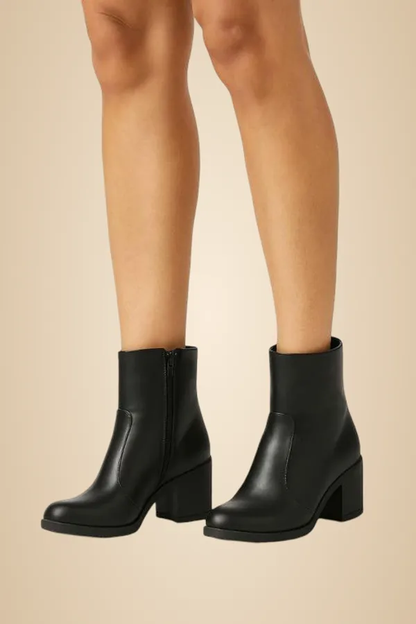 Black_Synthetic_Ankle_Boot_For_Women