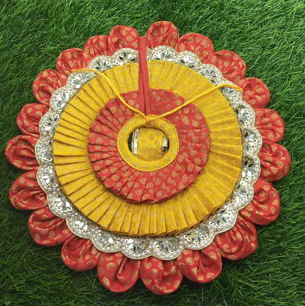 Aaradhya_Shringar_Premium_Designer_Laddu_Gopal_Poshak_Set_(Yellow_&_Red)