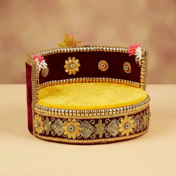 Handcrafted_Maroon_Velvet_Jewelry_Accessory_Storage_Box_With_Golden_Embellishments_For_Pooja_Decoration