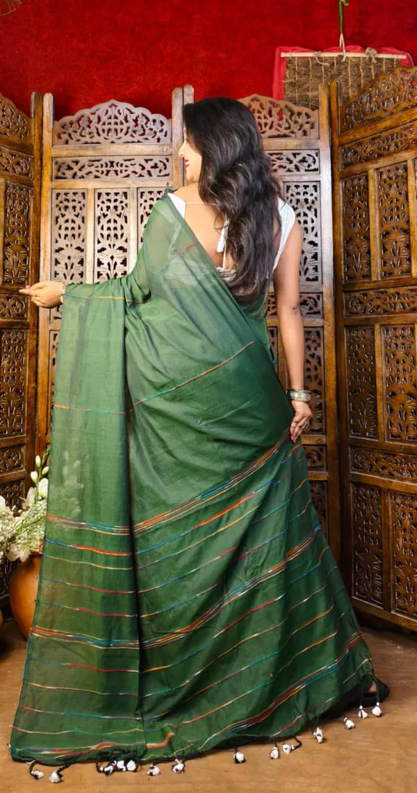 Dark_Green_Premium_Handloom_Cotton_Khes_Saree_For_Women_With_Running_Blouse