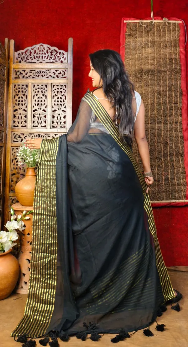 Handloom_Premium_Quality_Light_Weight_Soft_Mull_Cotton_Saree_for_Women