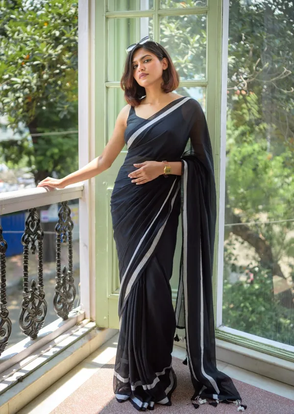 Handloom_Premium_Quality_Light_Weight_Soft_Mull_Cotton_Saree_for_Women