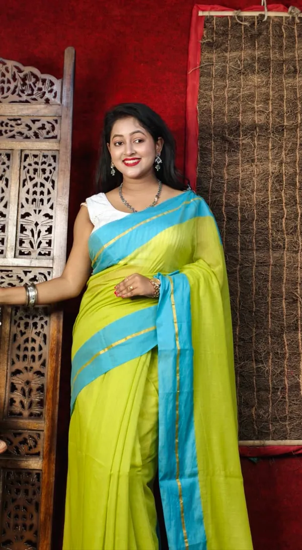 Handloom_Premium_Quality_Light_Weight_Soft_Mull_Cotton_Saree_for_Women