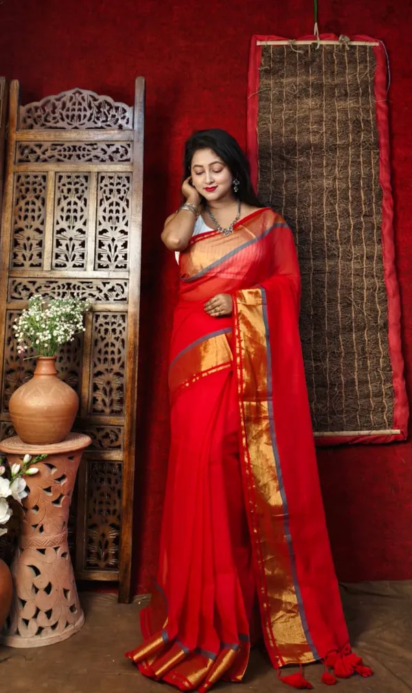 Handloom_Premium_Quality_Light_Weight_Soft_Mull_Cotton_Saree_for_Women