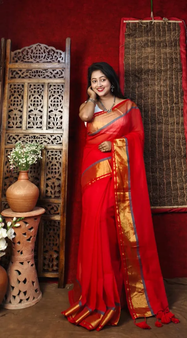 Handloom_Premium_Quality_Light_Weight_Soft_Mull_Cotton_Saree_for_Women