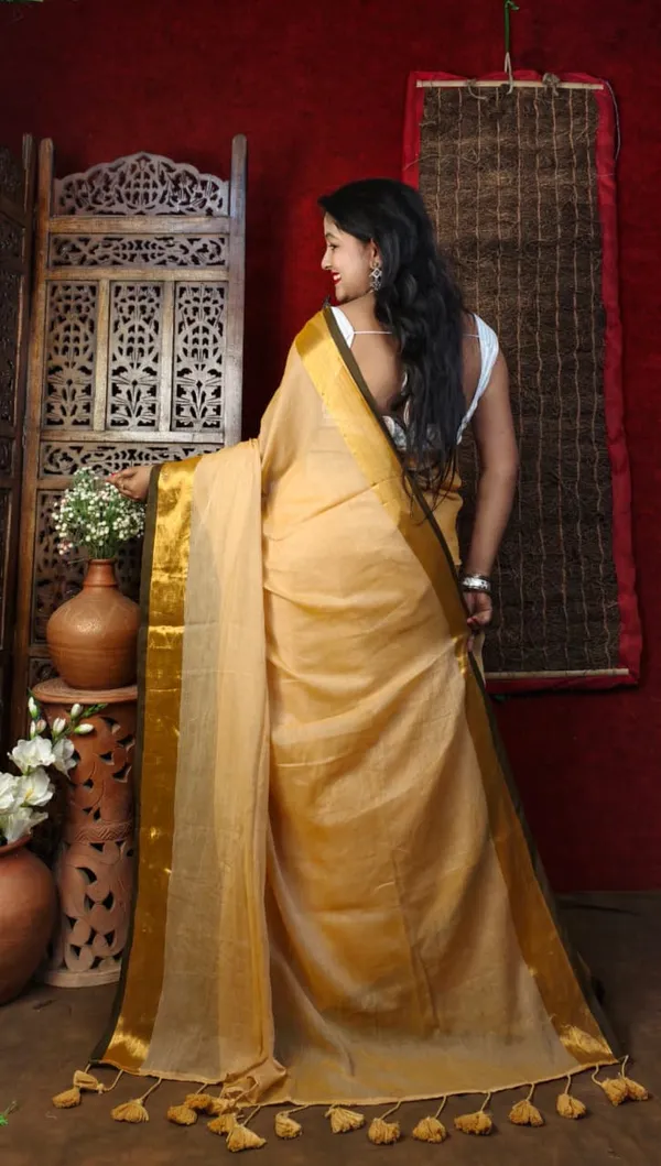 Handloom_Premium_Quality_Light_Weight_Soft_Mull_Cotton_Saree_for_Women