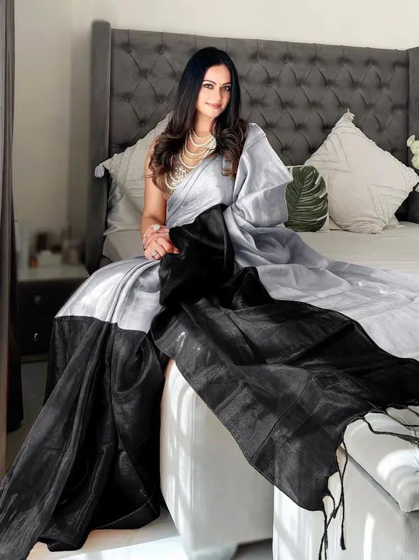 Plain_Bollywood_Tissue_Saree