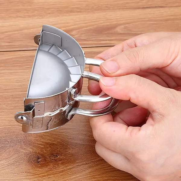 Multi_Cavity_Momo_Maker_With_Precision_Molded_Forms_For_Uniform_Dumplings_Non_Stick_Ergonomic_Handle_Easy_To_Clean_Design