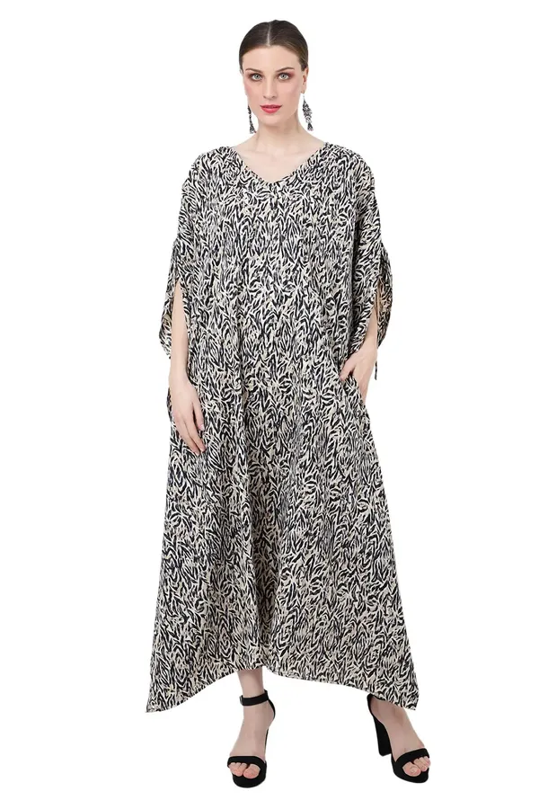Moss_Crepe_Kaftans_For_Women_|_White_And_Black