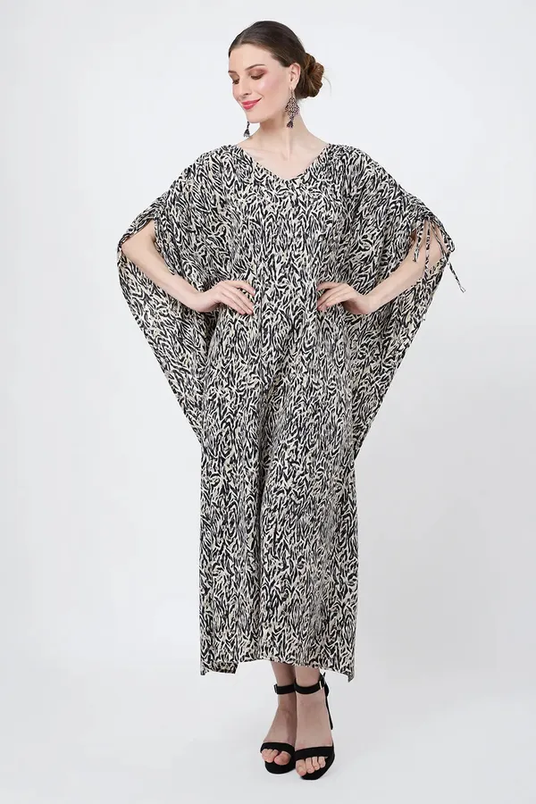 Moss_Crepe_Kaftans_For_Women_|_White_And_Black