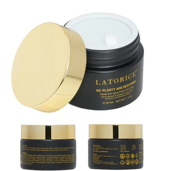 Face_Moisturizer_With_Niacinamide_And_Hyaluronic_Acid