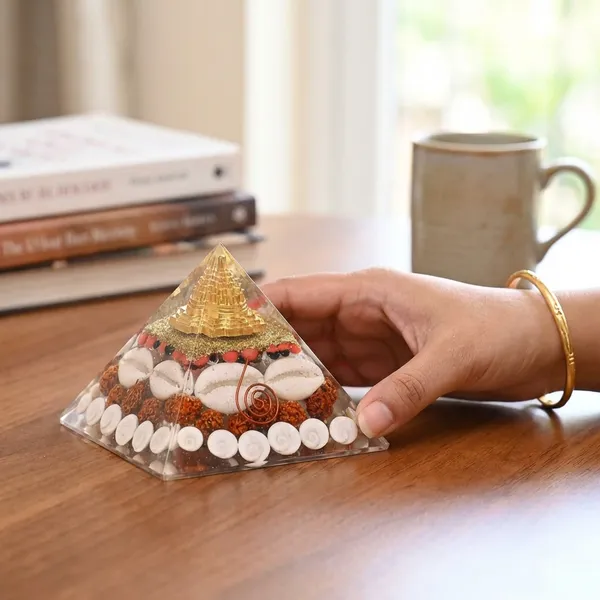 Multicolour_7_Lakshmi_Wealth_Pyramid_For_Home_Decor_And_Gifting