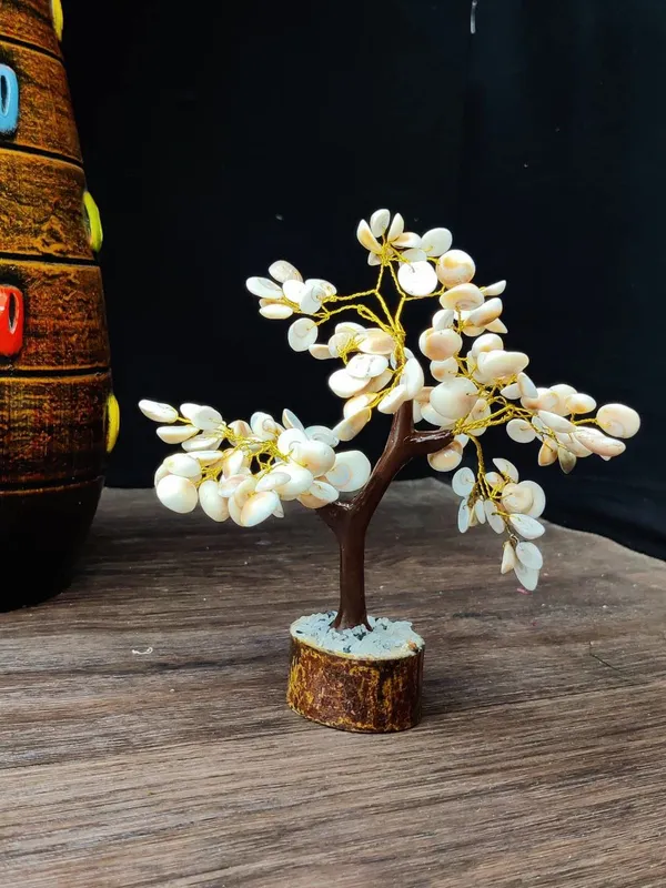 White_Gomti_Chakra_Gemstone_Tree_For_Home_Decor_And_Gifting