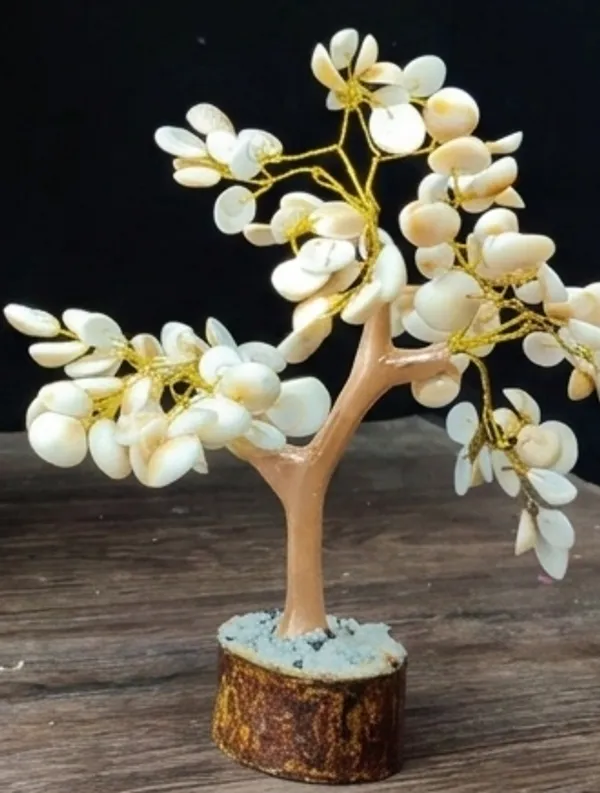 White_Gomti_Chakra_Gemstone_Tree_For_Home_Decor_And_Gifting