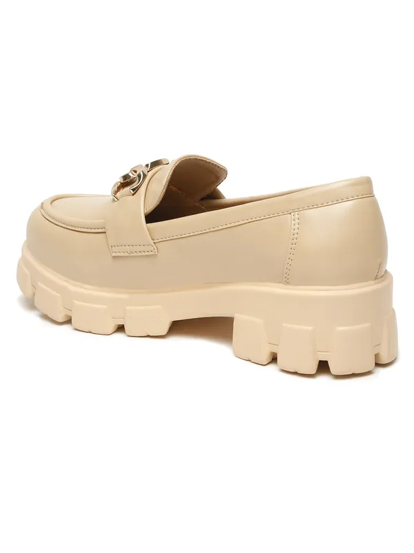 Beige_Synthetic_Leather_Loafers_For_Women_And_Girls
