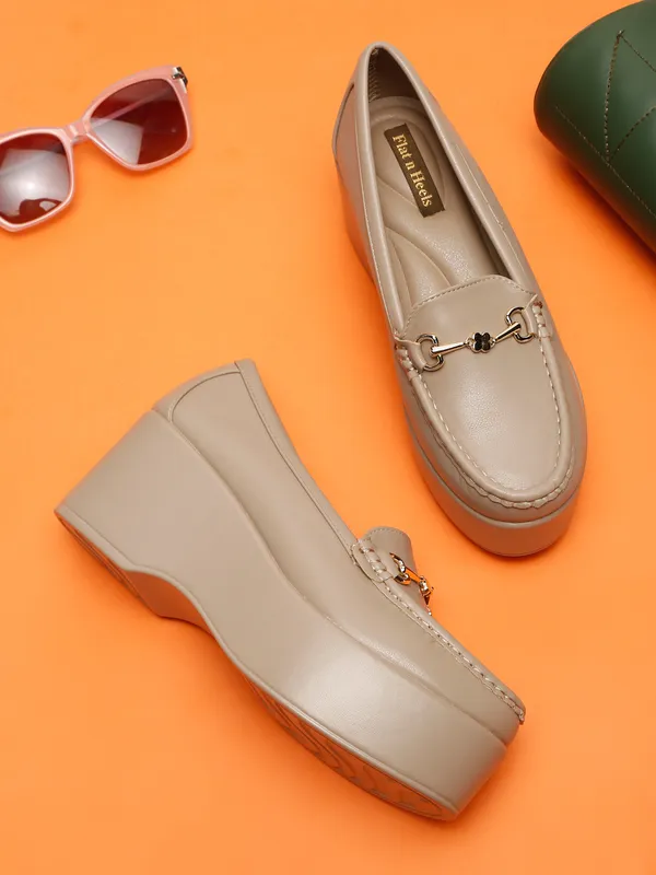 Khaki_Synthetic_Leather_Loafers_For_Women_And_Girls