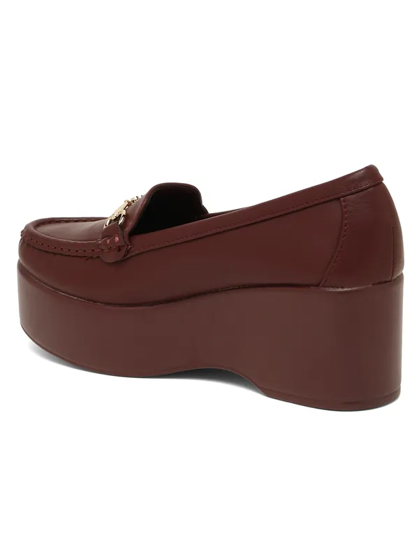 Maroon_Synthetic_Leather_Loafers_For_Women_And_Girls
