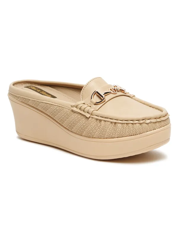 Beige_Synthetic_Leather_Loafers_For_Women_And_Girls