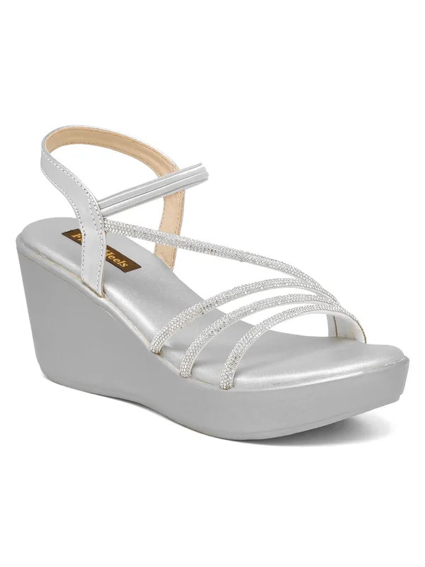 Silver_Synthetic_Leather_Wedge_Heels_Sandal_For_Women_And_Girls