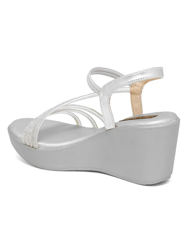 Silver_Synthetic_Leather_Wedge_Heels_Sandal_For_Women_And_Girls