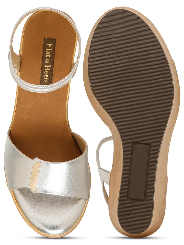 Silver_Synthetic_Leather_Wedge_Heels_Pumps_Sandal_For_Women_And_Girls