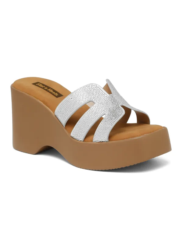 Silver_Synthetic_Leather_Wedge_Heels_Pumps_Sandal_For_Women_And_Girls