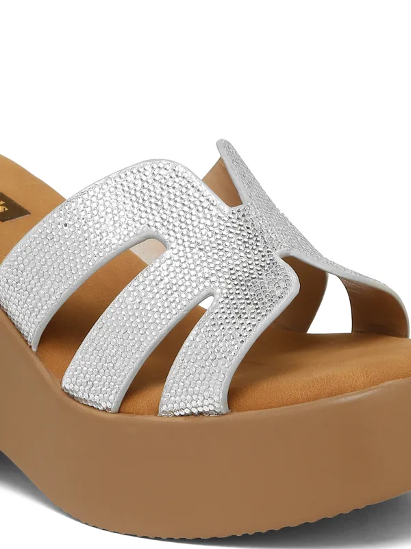 Silver_Synthetic_Leather_Wedge_Heels_Pumps_Sandal_For_Women_And_Girls