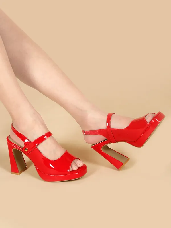 Red___Block_Sandals_For_Women