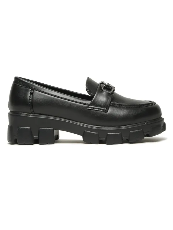 Black_Synthetic_Leather_Loafers_For_Women_And_Girls