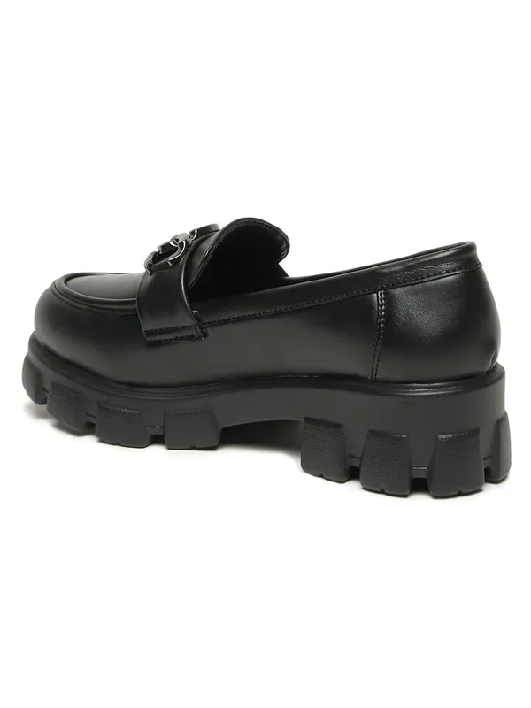Black_Synthetic_Leather_Loafers_For_Women_And_Girls