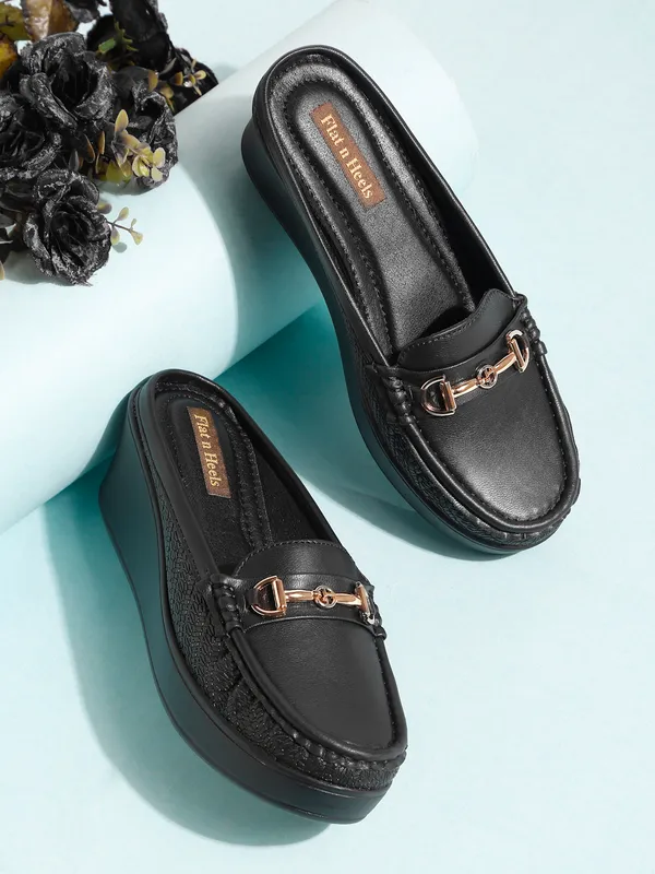 Black_Synthetic_Leather_Loafers_For_Women_And_Girls
