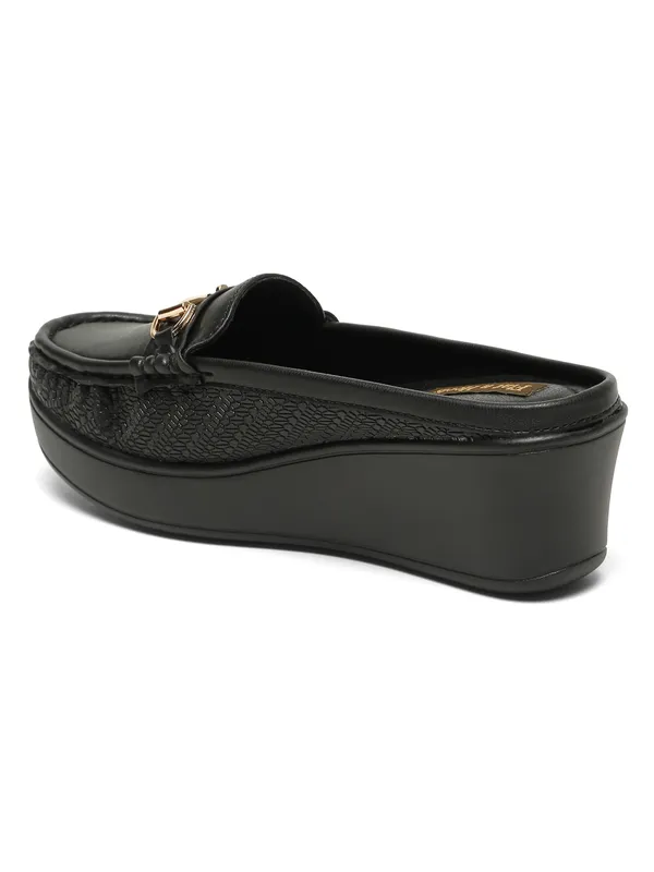 Black_Synthetic_Leather_Loafers_For_Women_And_Girls