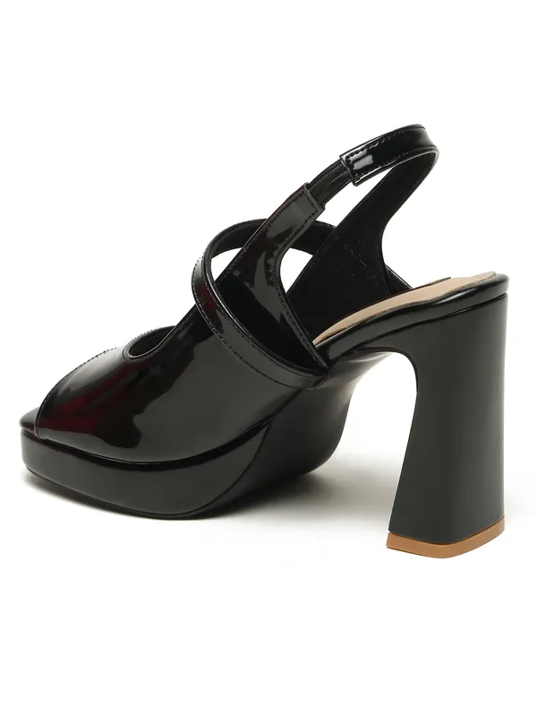 Black___Block_Sandals_For_Women