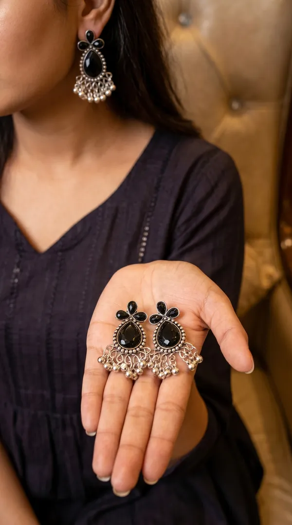Elegant_Silver_Jhumka_Earrings_for_Women