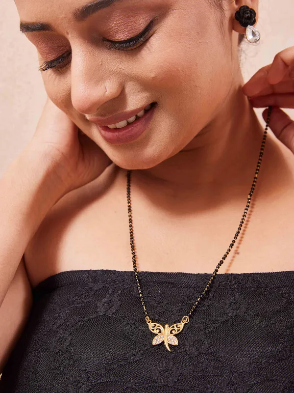 Rose_Gold_Mystic_Leaflet_Mangalsutra_For_Women