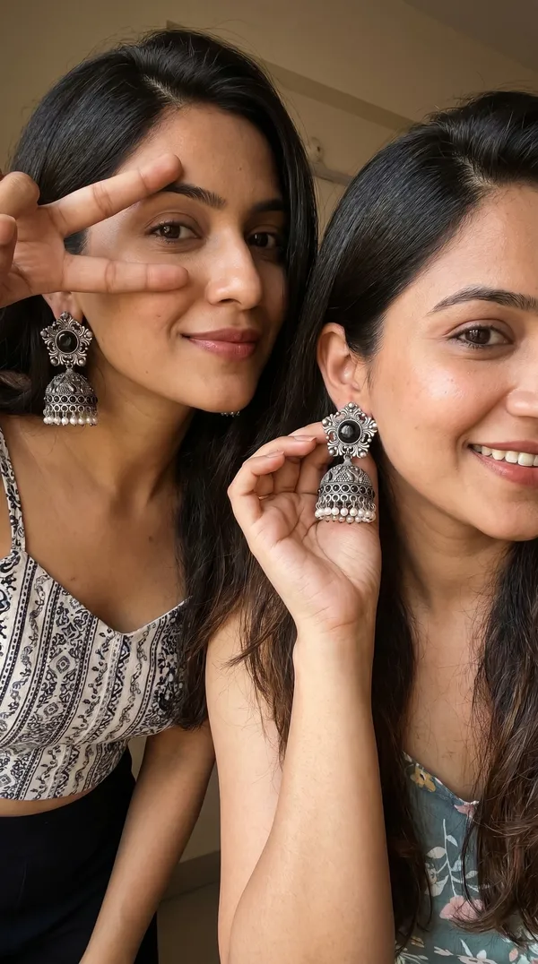 Elegant_Silver_Jhumka_Earrings_for_Women
