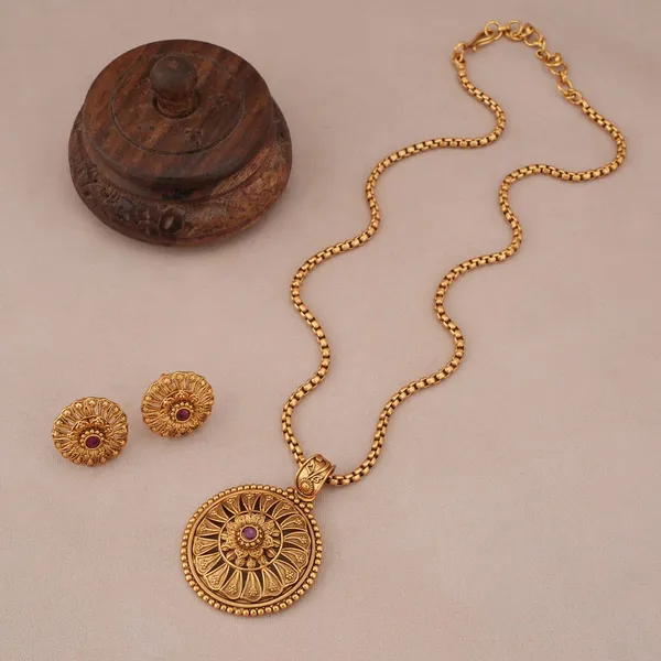 Antique_Gold_Filigree_Medallion_Necklace_Set_with_Ruby-Center_Earrings