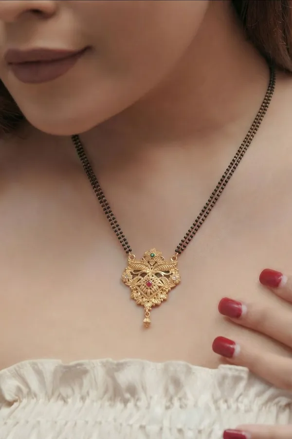 Rose_Gold_Teardrop_Mangalsutra_With_Earrings_For_Women