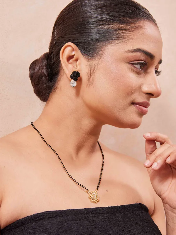 Rose_Gold_Mystic_Leaflet_Mangalsutra_For_Women